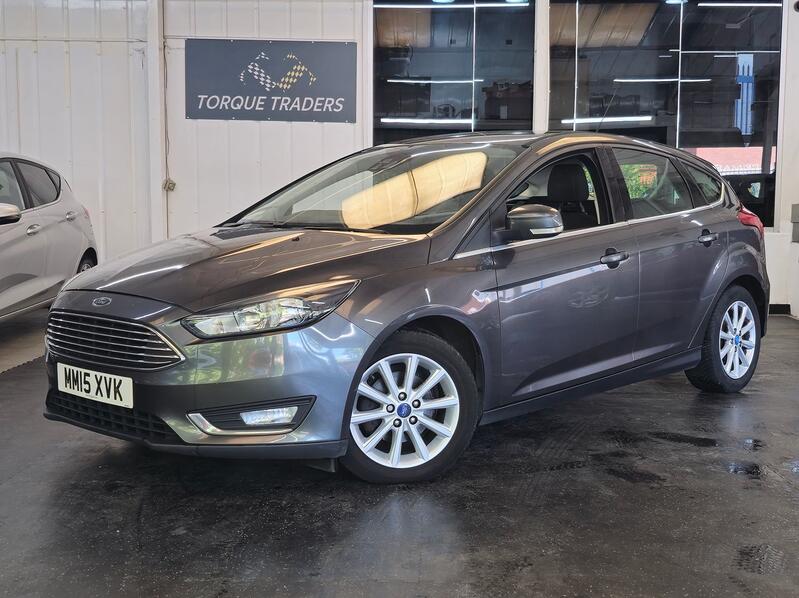 FORD FOCUS 1.0 T EcoBoost Titanium