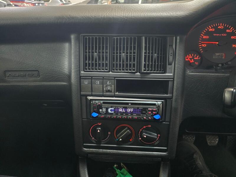 AUDI 80